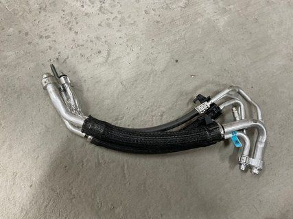 Трубки кондиціонера Tesla Model Y 20- 1626680-00-E фото