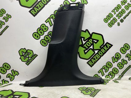 Накладка центральної стійки нижня права Tesla Model 3 18- 1086299-00-I фото