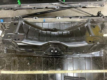 Задня панель Tesla Model Y 20-25 1487744-00-C фото