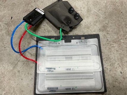 Подушка поперекової підпірки пасажирського сидіння Tesla Model 3 18- 1118494-00-C фото
