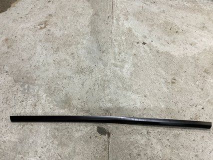 Молдинг скла дверей задній правий Tesla Model 3 18- 1080745-00-E фото
