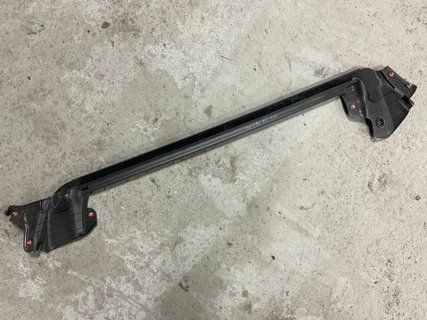 Ущільнювач скла задніх лівих дверей внутрішній Tesla Model 3 24- Highland 1712608-00-A фото