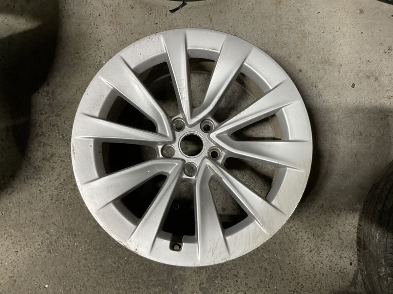 Диск R19 Tesla Model 3 21-23 голий 3488222-00-A фото