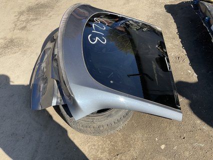 Кришка багажника, ляда Tesla Model Y 20- В зборі гола зі склом 149341001A фото