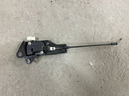 Актуатор привід замка капота лівий Tesla Model 3 18- в збор 1098789-00-D фото