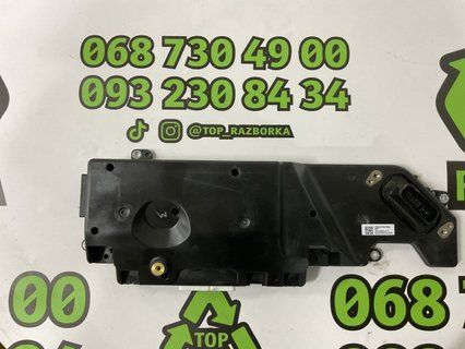 Контролер високовольтної батареї BMS Tesla Model 3/Y 18- 1106394-21-P фото