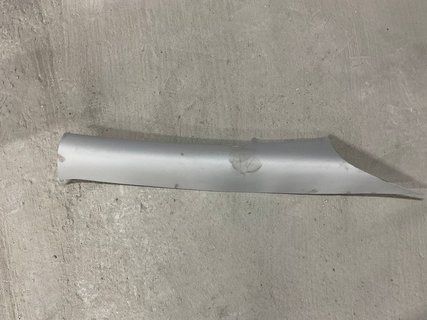 Накладка стійки задня ліва Tesla Model 3 18- 1086265-01-K фото