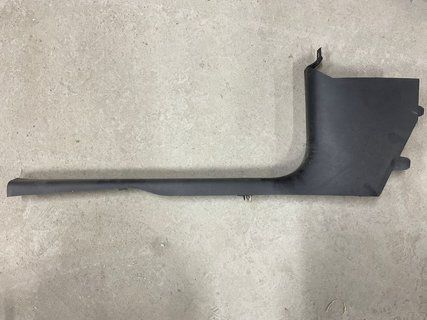 Накладка порога салона ліва Tesla Model 3 18- 1086290-00-H фото