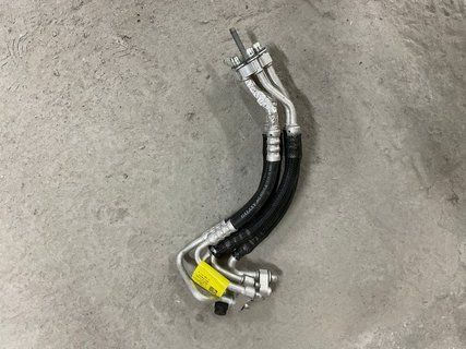 Трубки кондиціонера системи охолодження Tesla Model 3 21- 1555055-00-D фото