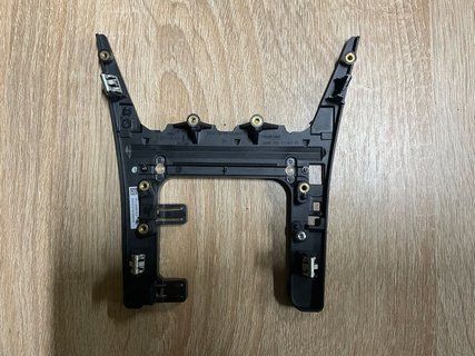 Кронштейн лобового скла Tesla Model 3/Y 18- 1126265-00-F фото