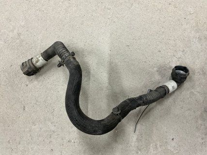 Патрубок системи охолодження Tesla Model 3/Y 20- 1077594-00-D 1077594-00-D фото