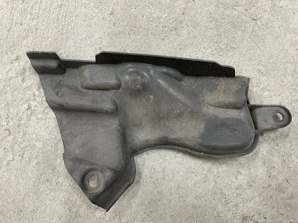 Накладка стакана амортизатора ліва Tesla Model 3 18- 1081694-00-A фото