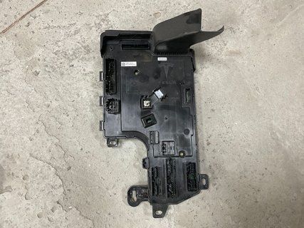 Блок комфорту лівий бодік Tesla Model 3 18- 1078673-00-K 1078673-00-K фото