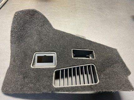 Накладка подушки безпеки колін передня ліва Tesla Model 3 24- Highland 1715722-20-D фото