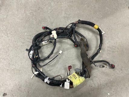 Проводка кришки багажника ляди Tesla Model Y 20-25 1489055-02-D фото