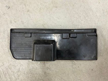 Кришка захисту МЦУ Tesla Model 3 18- 1468367-00-A фото