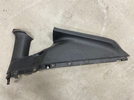 Накладка карта стійки багажника права Tesla Model Y 20-22 1494609-98-C фото