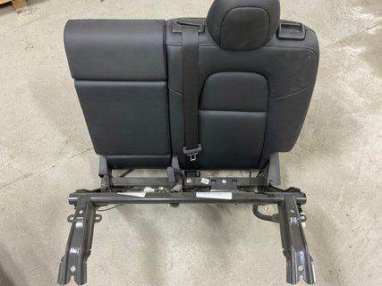 Сидіння другого ряду спинка ліва Tesla Model Y 20- 1494830-91-B фото