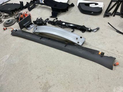 Накладка порога зовнішня права Tesla Model 3 24- Highland 1089829-00-E фото